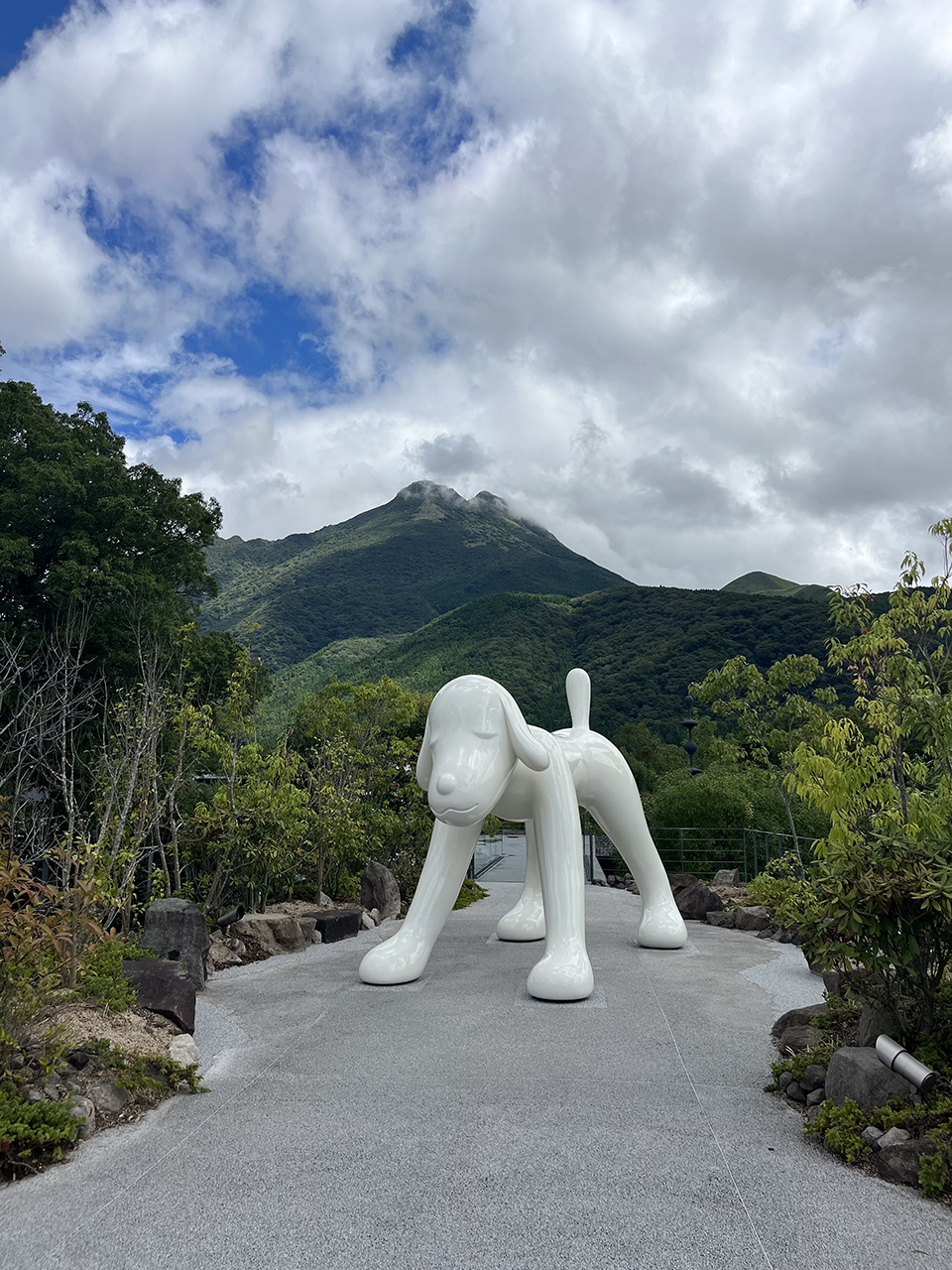 自然とアートと食を楽しむ旅